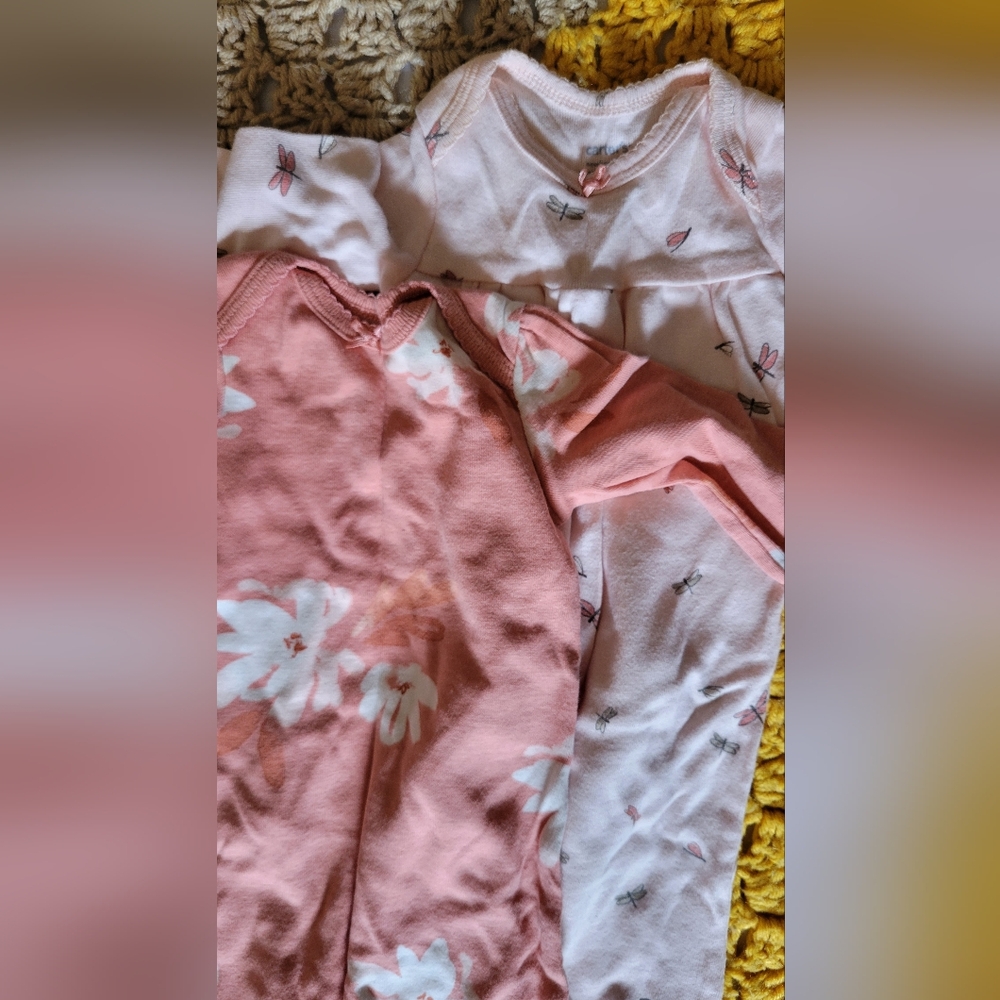 Carter's Gown Set - Picture 2 of 2